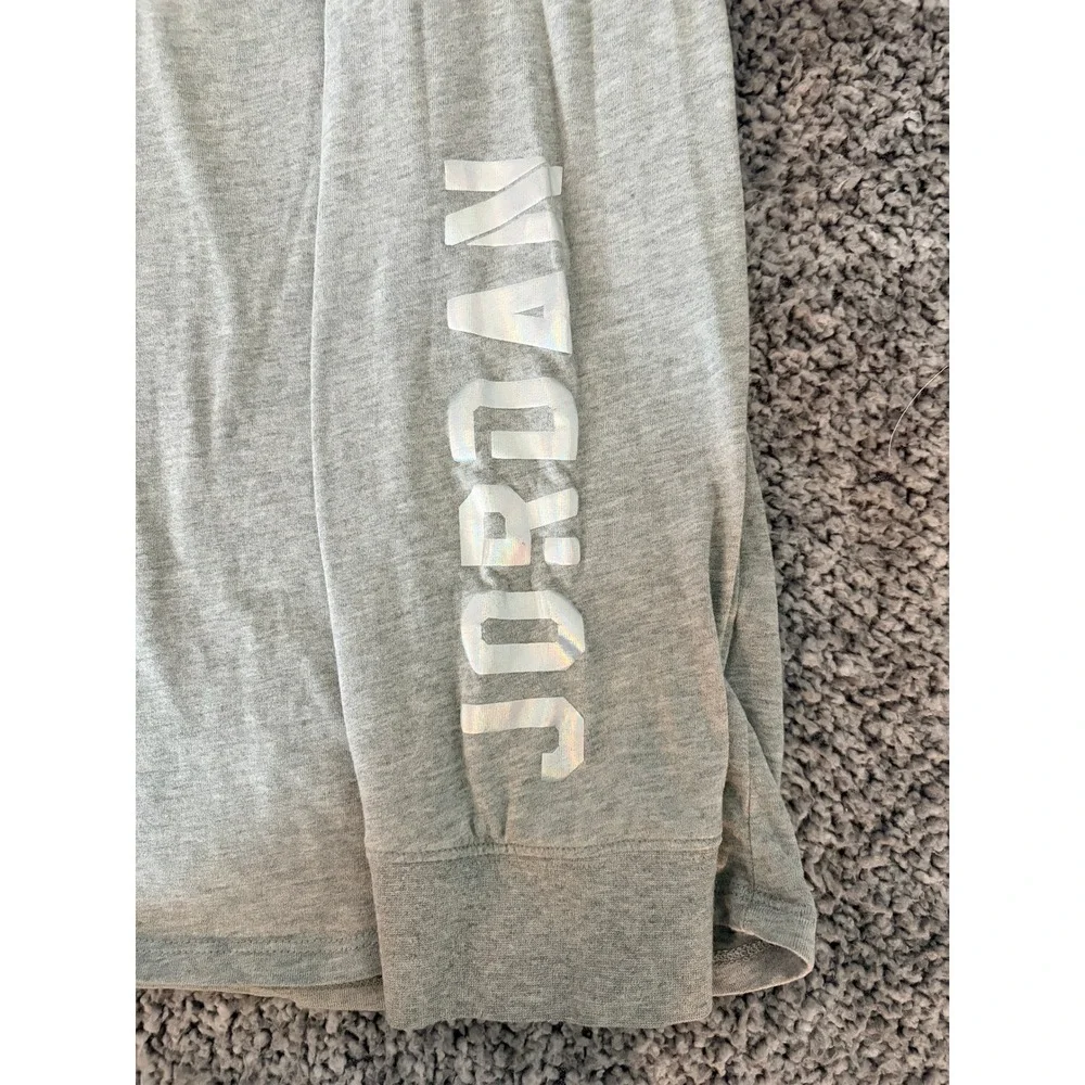 Jordan Long Sleeve Shirt 3XL Grey Iridescent 23 Graphic Sportswear Basketball